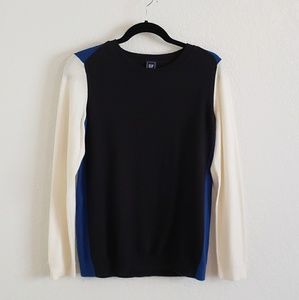Gap sweater shirt